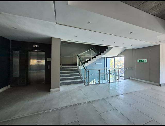 3,437M² OFFICE FOR SALE IN WAVERLEY